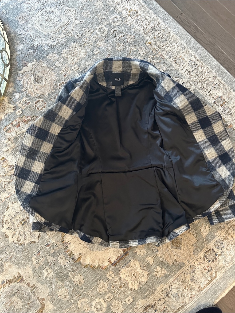 Smythe equestrian Cream and Navy Plaid Wool-Blend Blazer - Picture 11 of 13